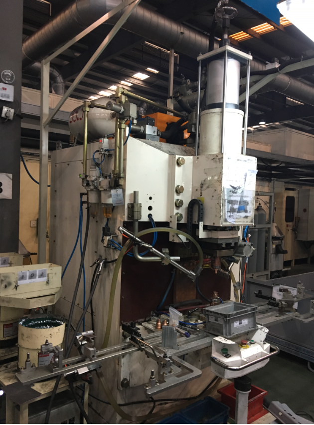 熱成型鋼螺母焊接機(jī),B柱自動螺母點(diǎn)焊機(jī)