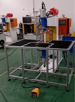 電池鋁箱點(diǎn)焊機(jī)定制項(xiàng)目介紹 電池鋁箱點(diǎn)焊機(jī)定制項(xiàng)目介紹