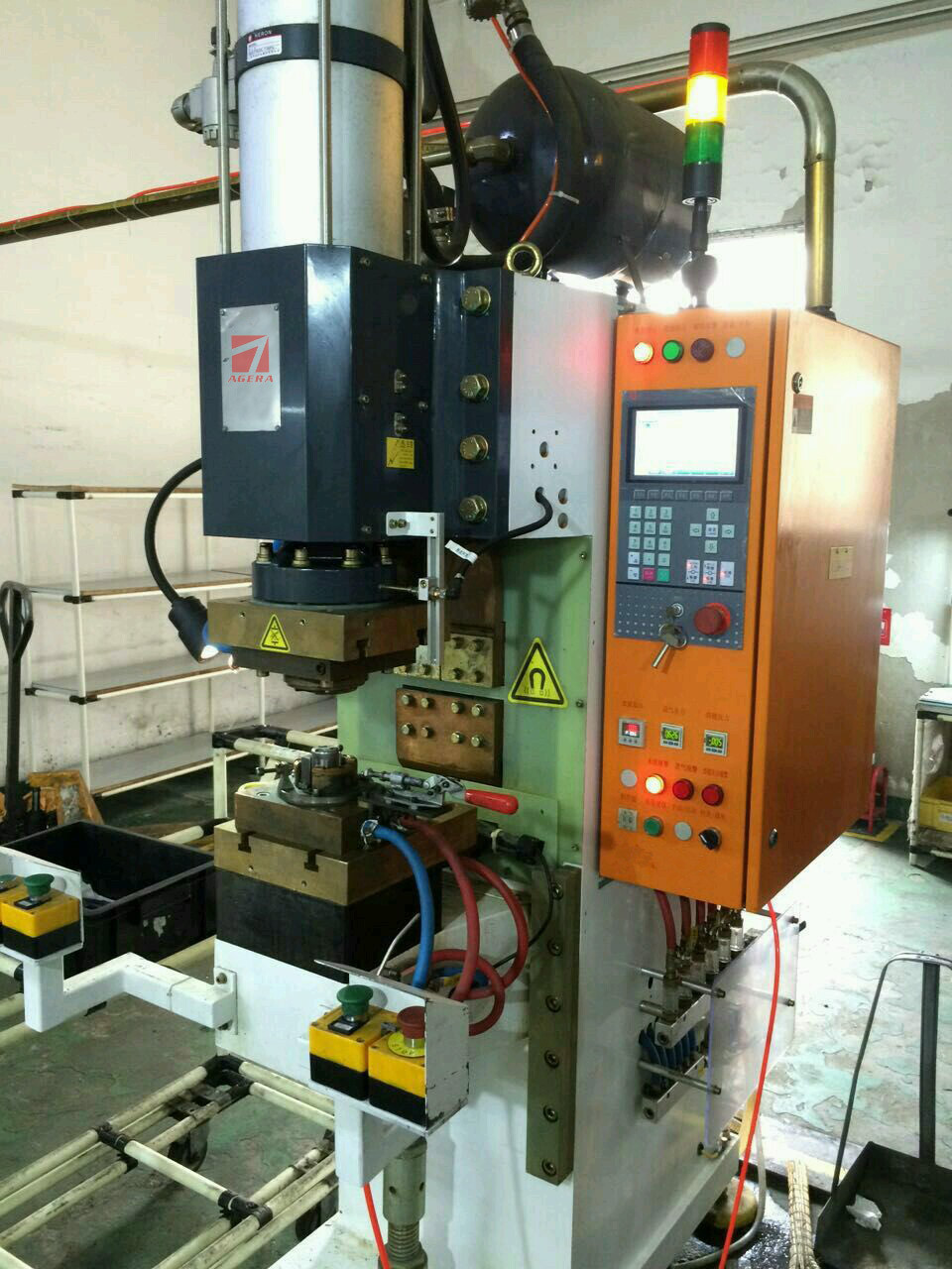 空調(diào)電磁離合器自動焊接流水線