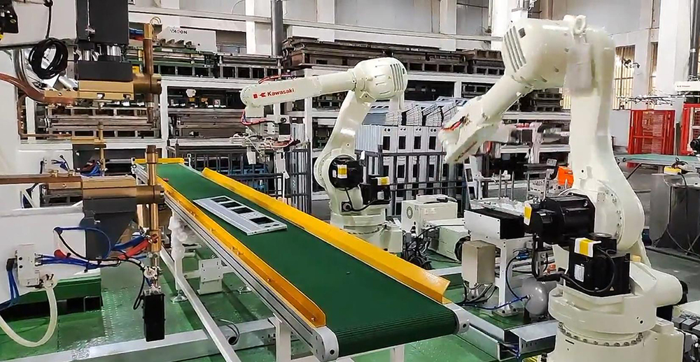 空調(diào)底板螺母凸焊工作站項(xiàng)目介紹 空調(diào)底板螺母凸焊工作站項(xiàng)目介紹