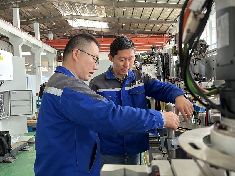 點(diǎn)焊機(jī)電纜和連接檢查