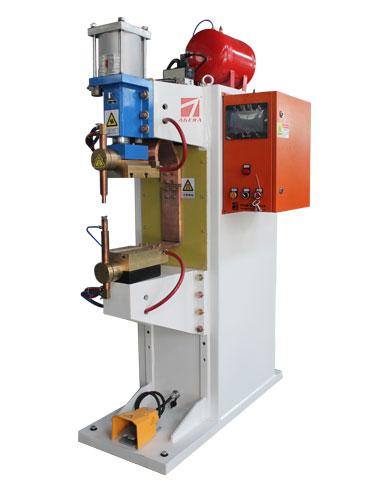 中頻直流逆變點焊機(jī)